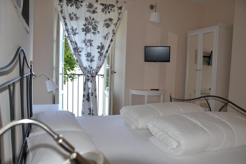 B&B Le Darsene Cannobio Zimmer foto